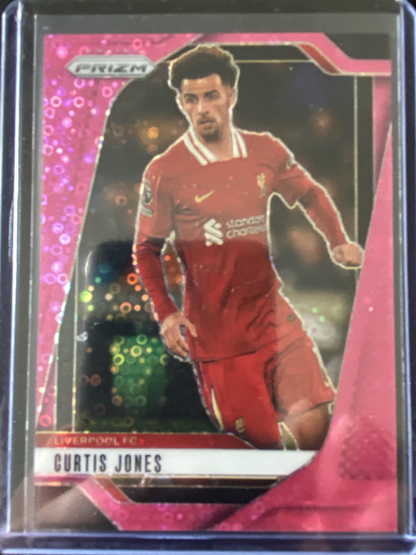 2024-25 Prizm Premier League Curtis Jones Pink Breakaway /149